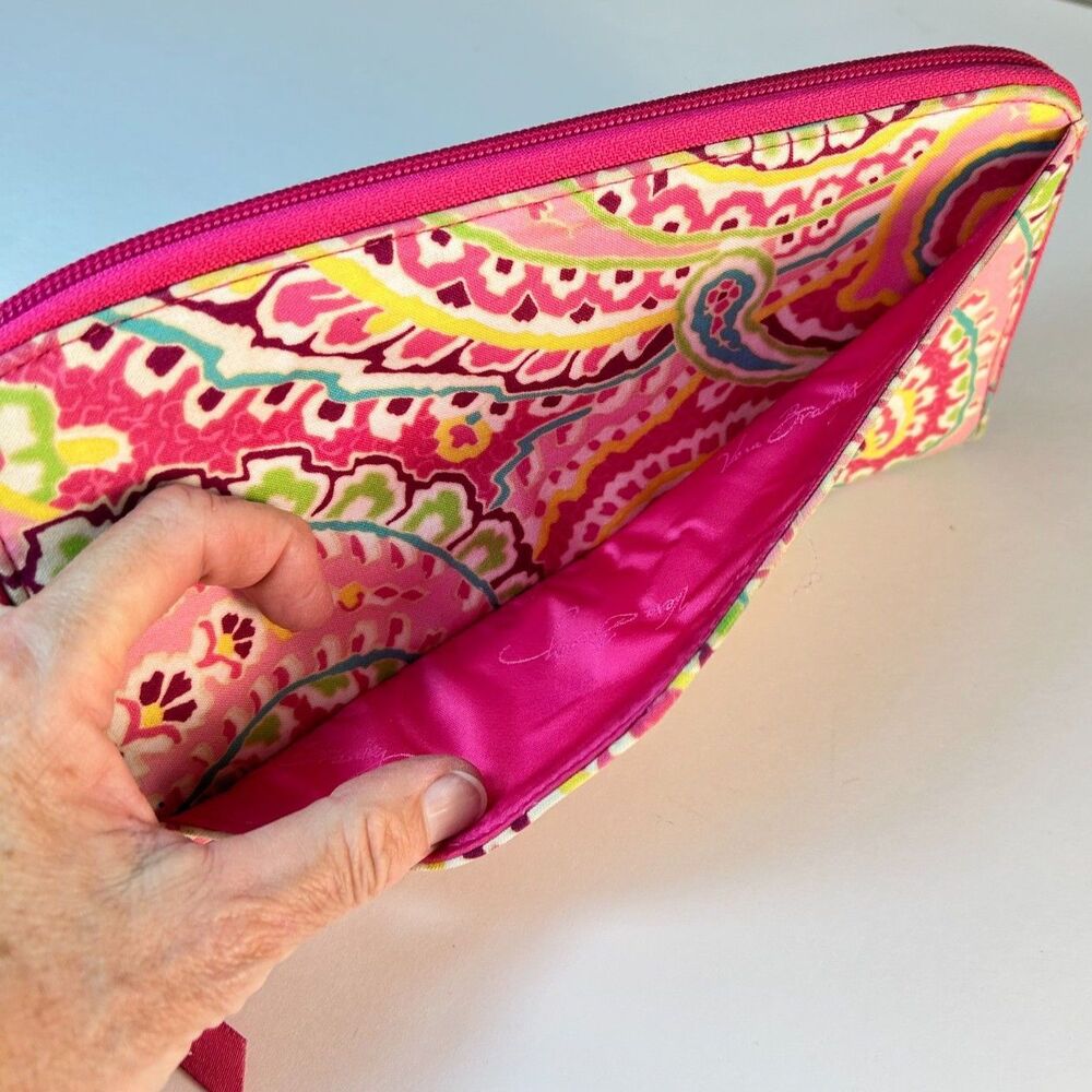 Vera Bradley Capri Melon Pink Paisley Quilted Large Zip Travel Organizer Wallet - Picture 4 of 11